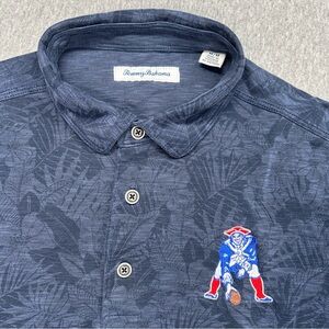 Tommy Bahama Polo Shirt Mens M Blue New England Patriots Floral Hawaiian Tencel